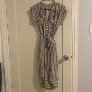 Gap Summer Tie dress with pockets